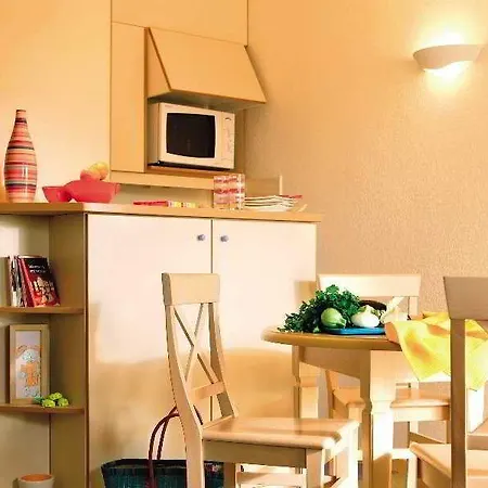 Maeva Les Palmiers Apartment