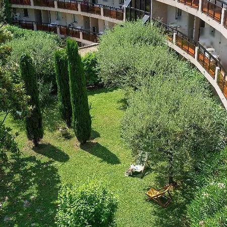 Maeva Les Palmiers Apartment *